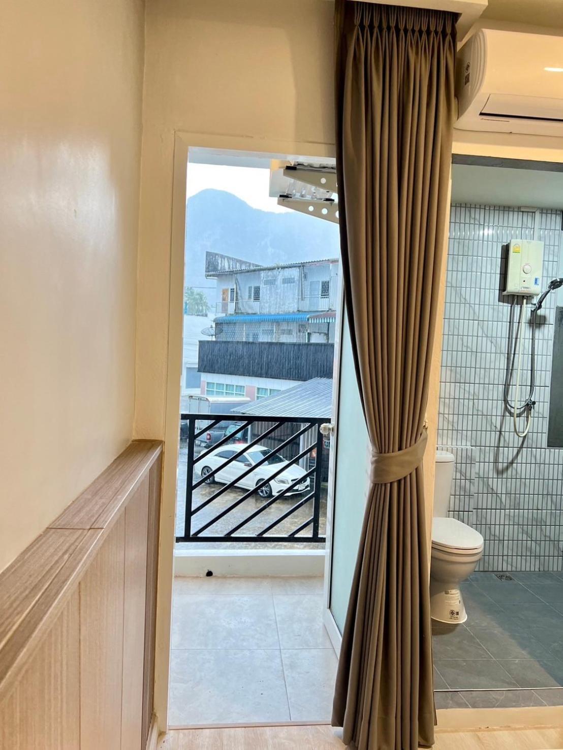Bedter Hotel Pangnga Szoba fotó