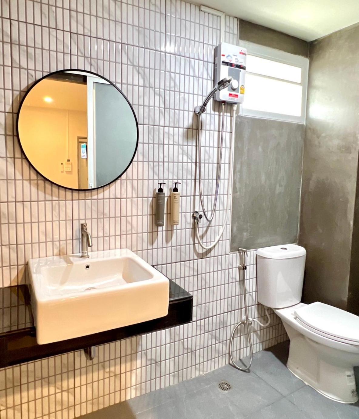 Bedter Hotel Pangnga Szoba fotó